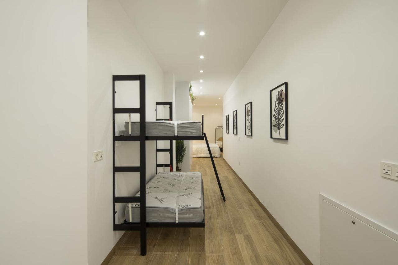 Apartamentos Mª Luisa De Dios, By Daimar Granada Bagian luar foto