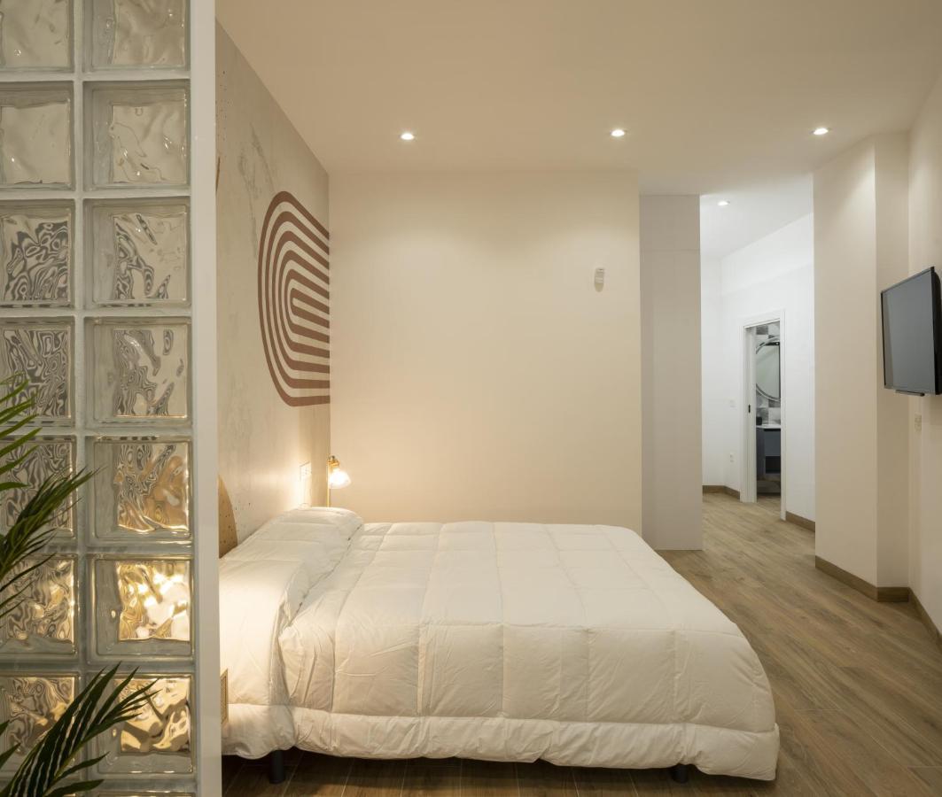 Apartamentos Mª Luisa De Dios, By Daimar Granada Bagian luar foto