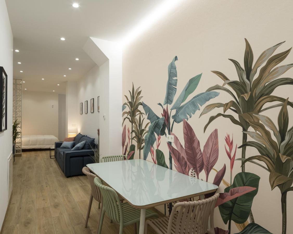Apartamentos Mª Luisa De Dios, By Daimar Granada Bagian luar foto