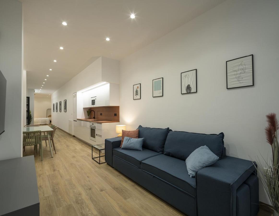 Apartamentos Mª Luisa De Dios, By Daimar Granada Bagian luar foto